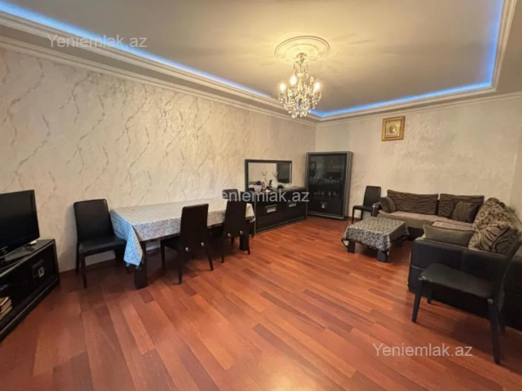 Satılır 4 otaqlı həyət evi 100 m²