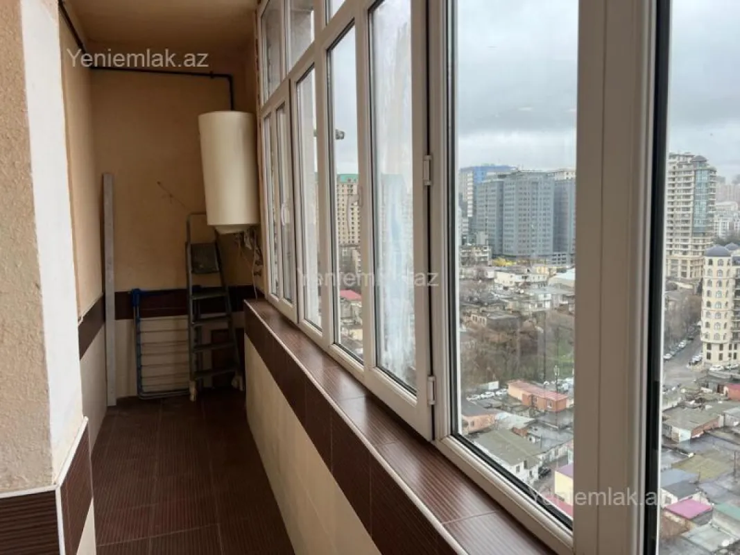 Satılır 2 otaqlı yeni tikili 130 m²