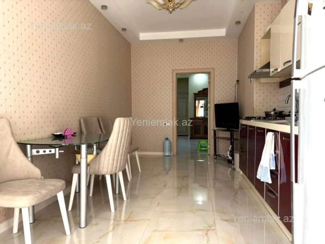 Satılır 4 otaqlı yeni tikili 197 m²