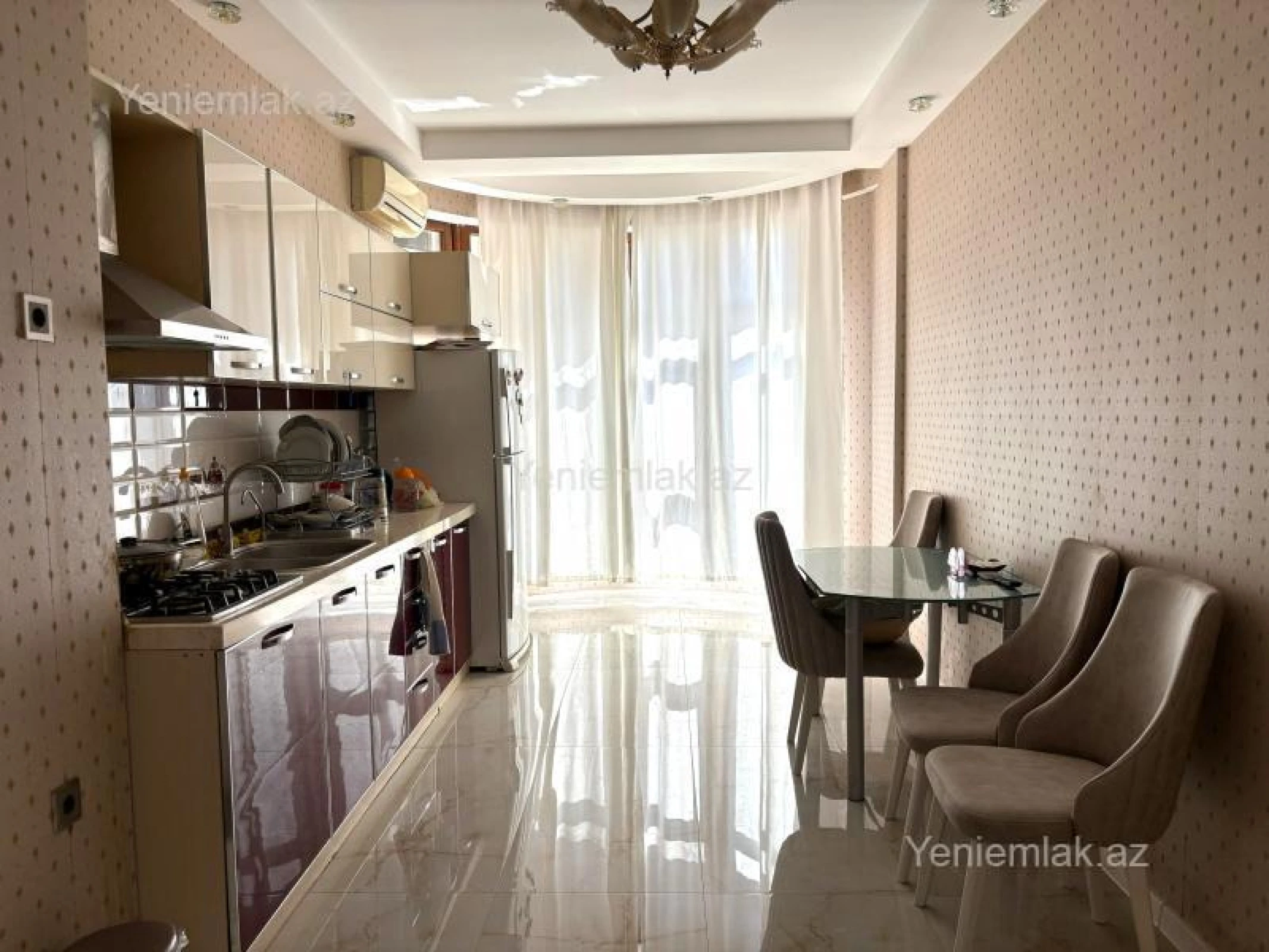 Satılır 4 otaqlı yeni tikili 197 m²