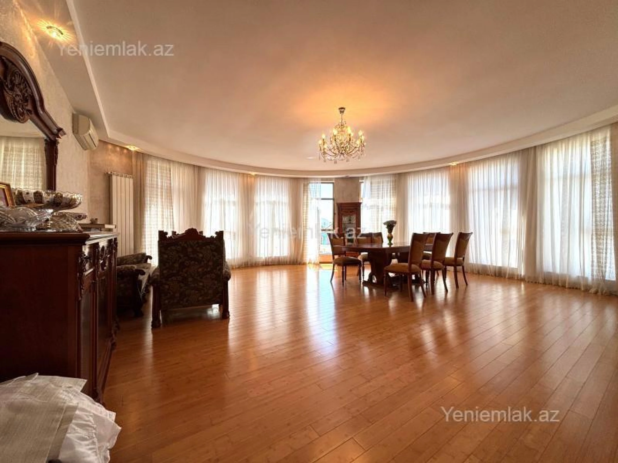 Satılır 4 otaqlı yeni tikili 197 m²