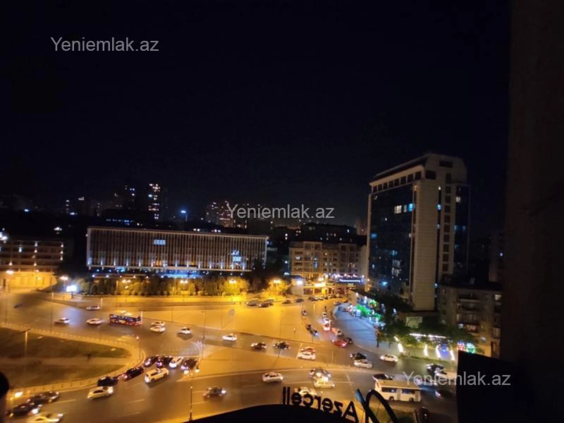 Satılır 3 otaqlı yeni tikili 180 m²