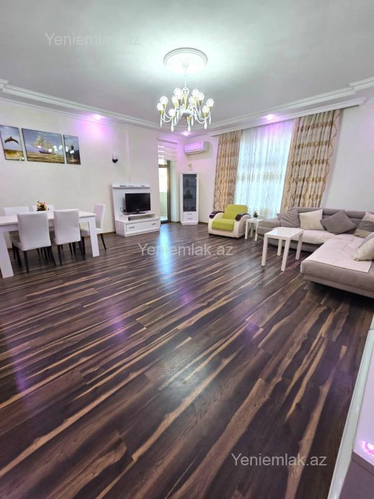 Satılır 3 otaqlı yeni tikili 180 m²