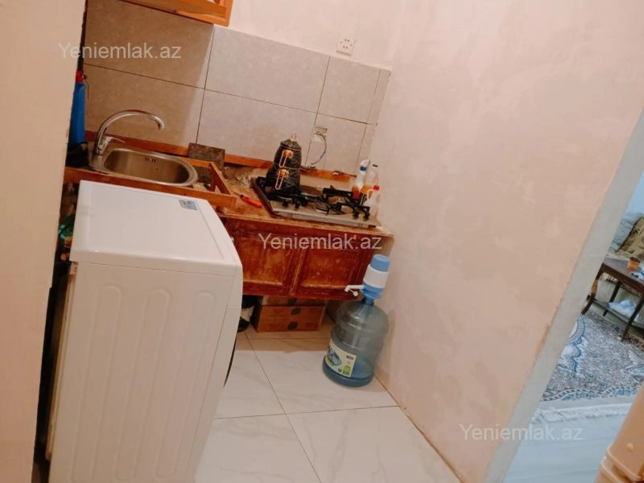 Satılır 2 otaqlı köhnə tikili 40 m²