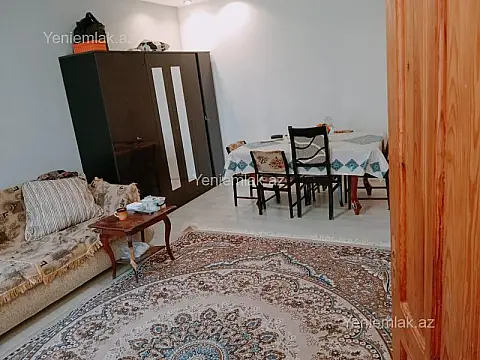 Satılır 2 otaqlı köhnə tikili 40 m²