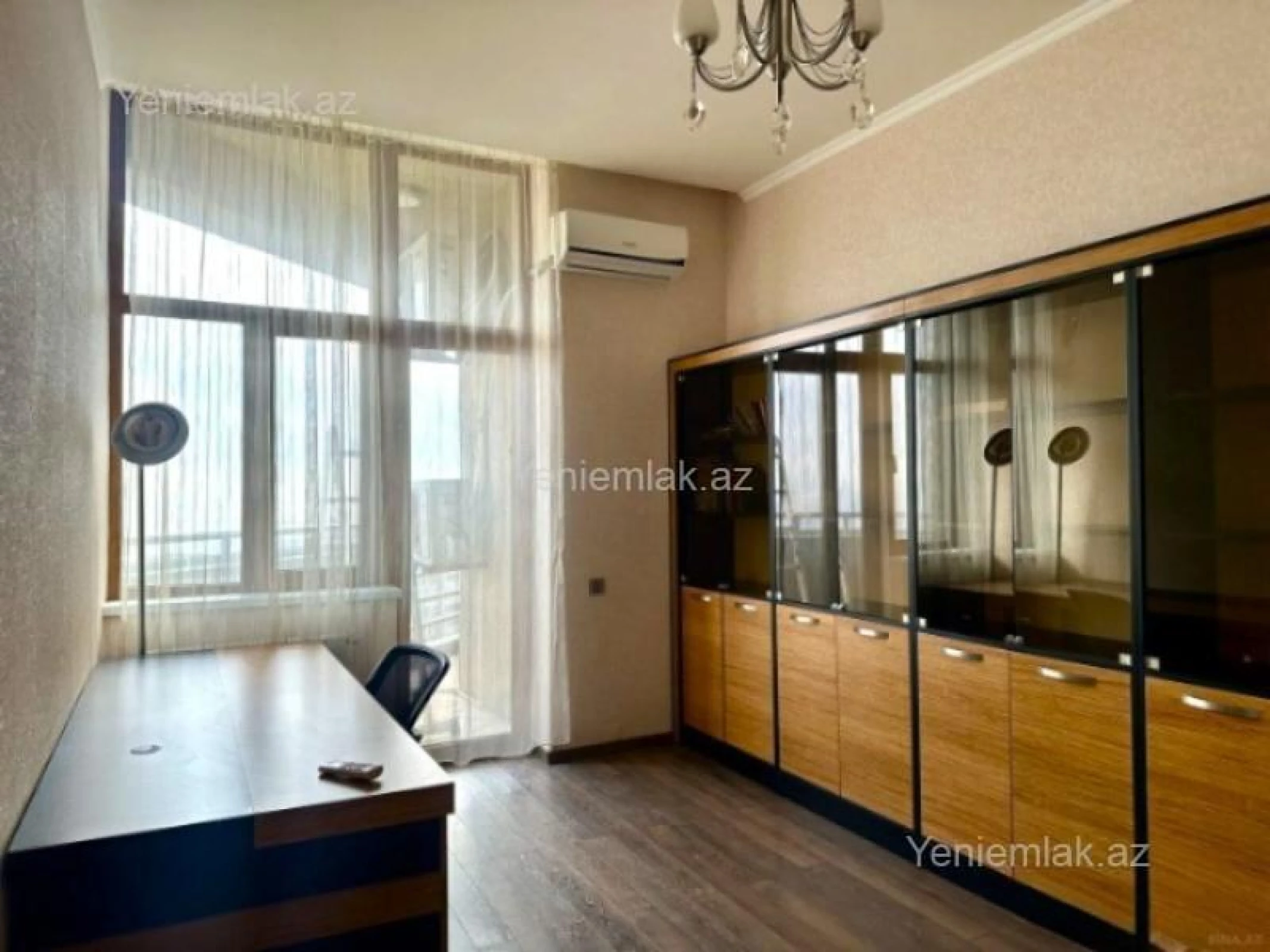 Satılır 4 otaqlı yeni tikili 245 m²