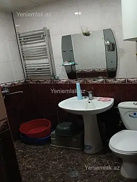 Satılır 2 otaqlı yeni tikili 70 m²