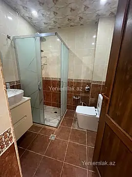 Satılır 2 otaqlı yeni tikili 70 m²