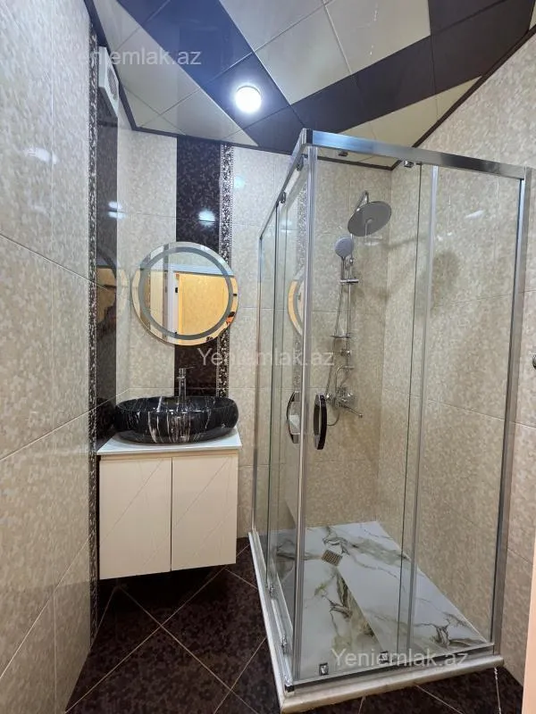 Satılır 2 otaqlı köhnə tikili 60 m²