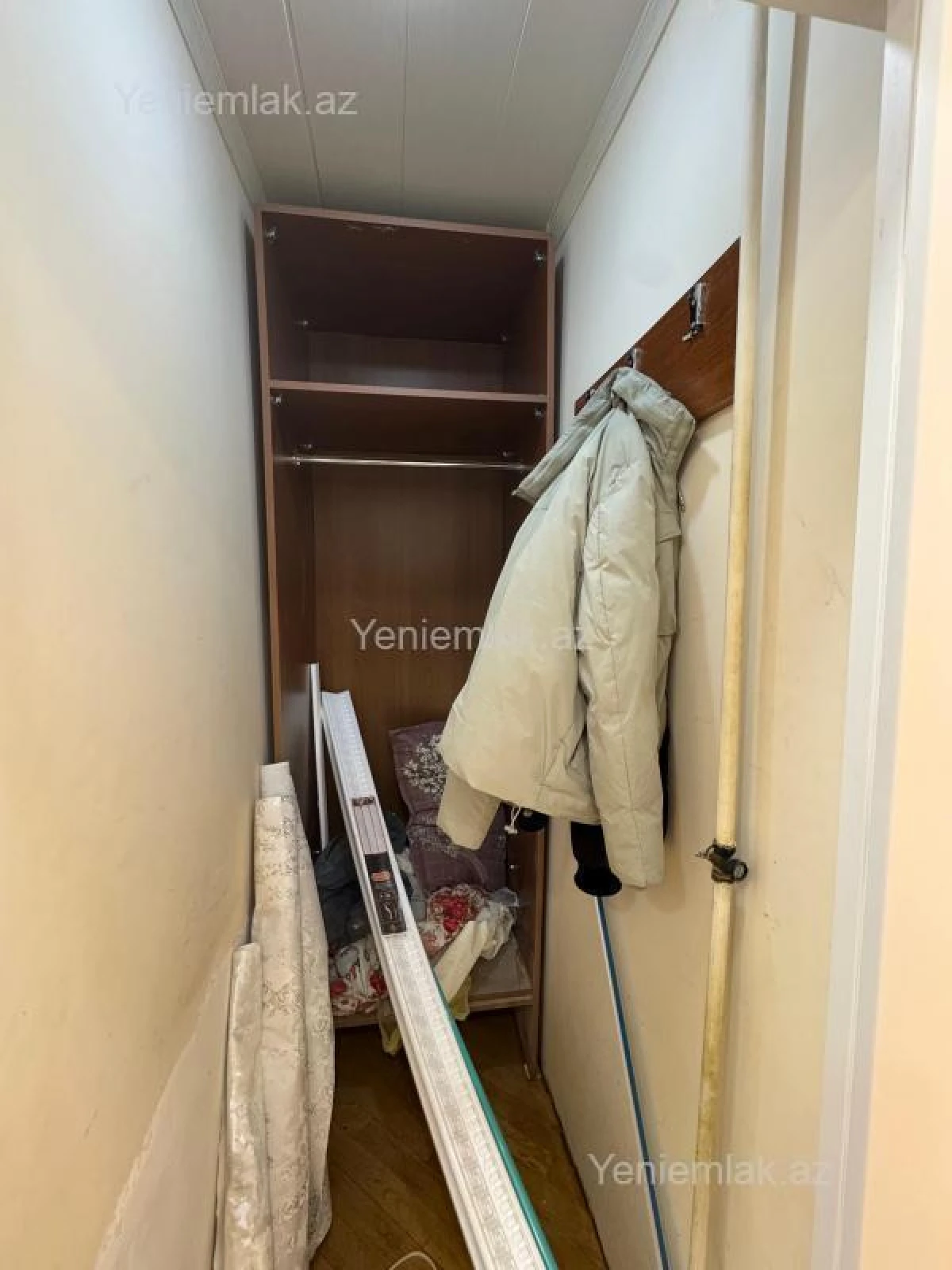 Satılır 2 otaqlı köhnə tikili 60 m²