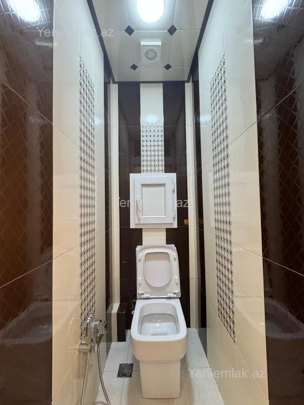 Satılır 2 otaqlı köhnə tikili 60 m²