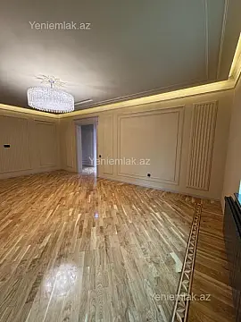 Satılır 6 otaqlı həyət evi 333 m²