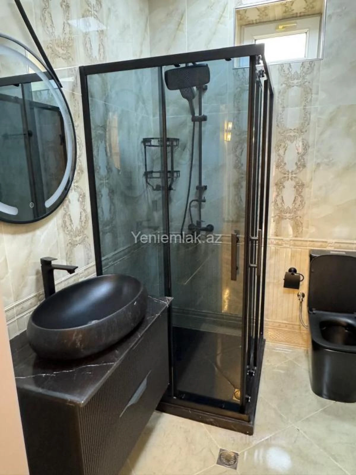 Satılır 6 otaqlı həyət evi 333 m²