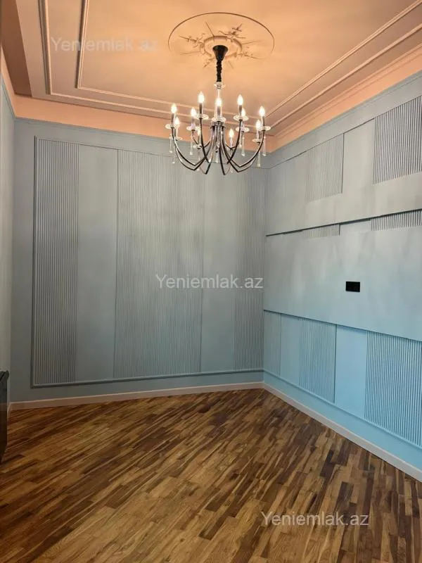 Satılır 6 otaqlı həyət evi 333 m²