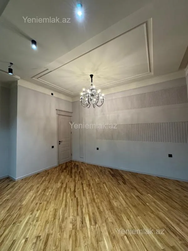 Satılır 6 otaqlı həyət evi 333 m²