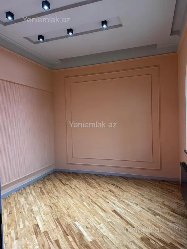 Satılır 6 otaqlı həyət evi 333 m²