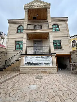 Satılır 6 otaqlı həyət evi 333 m²