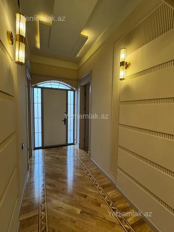 Satılır 6 otaqlı həyət evi 333 m²