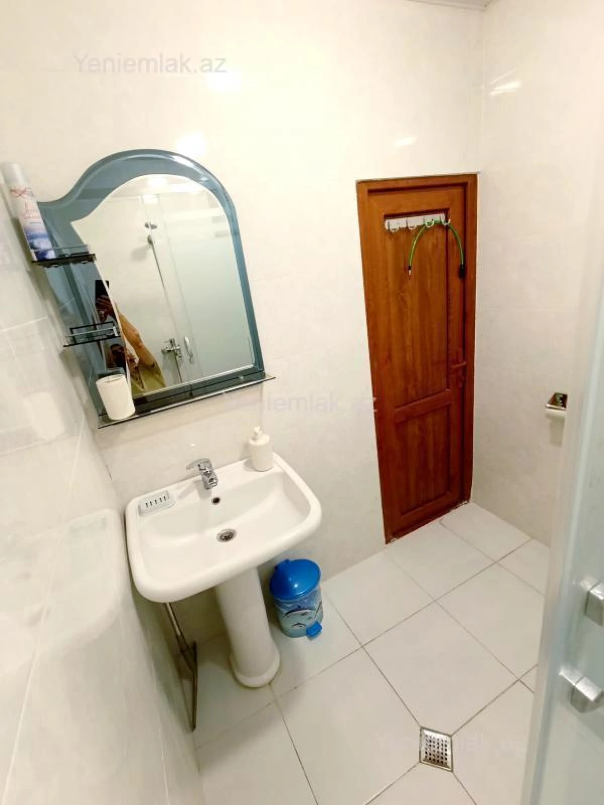Satılır 1 otaqlı köhnə tikili 50 m²