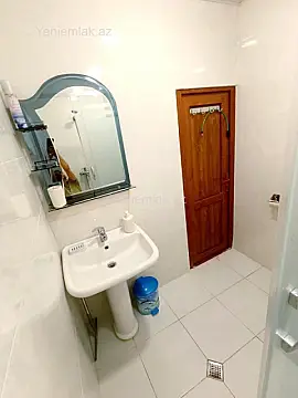 Satılır 1 otaqlı köhnə tikili 50 m²