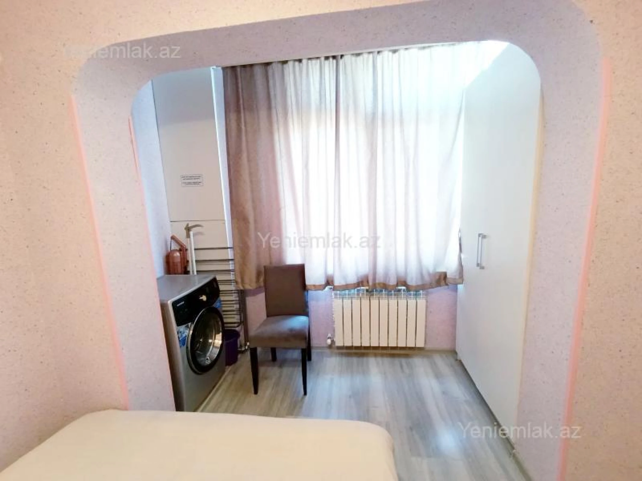 Satılır 1 otaqlı köhnə tikili 50 m²