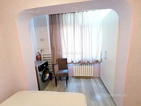 Satılır 1 otaqlı köhnə tikili 50 m²