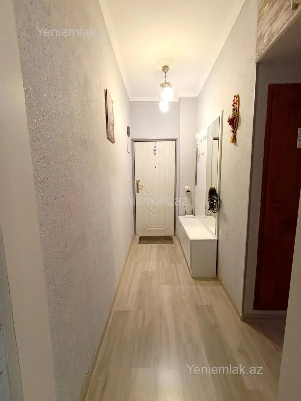 Satılır 1 otaqlı köhnə tikili 50 m²