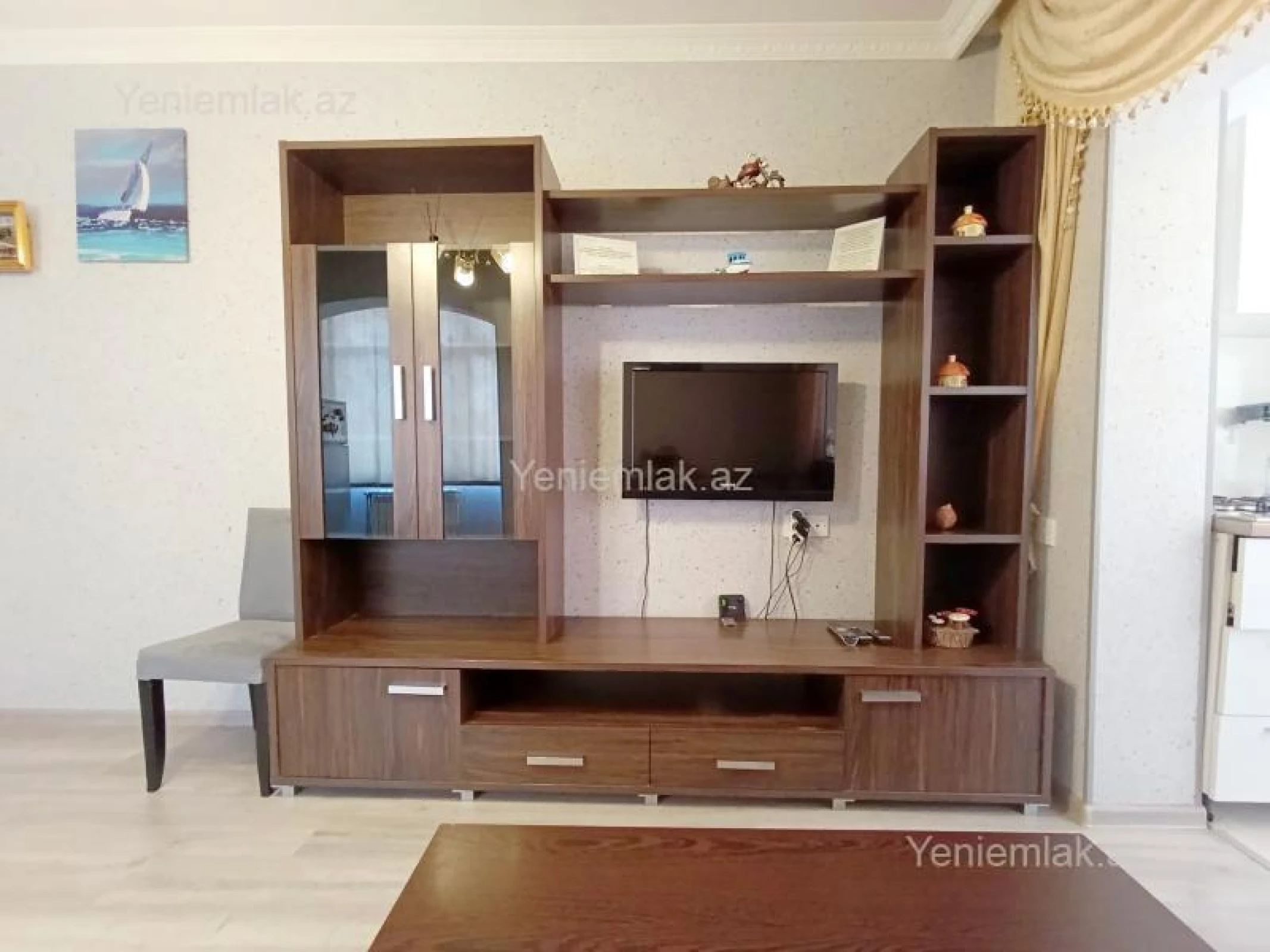 Satılır 1 otaqlı köhnə tikili 50 m²