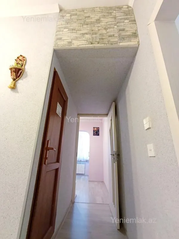 Satılır 1 otaqlı köhnə tikili 50 m²