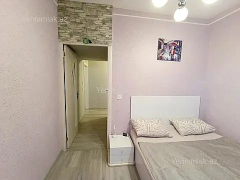 Satılır 1 otaqlı köhnə tikili 50 m²