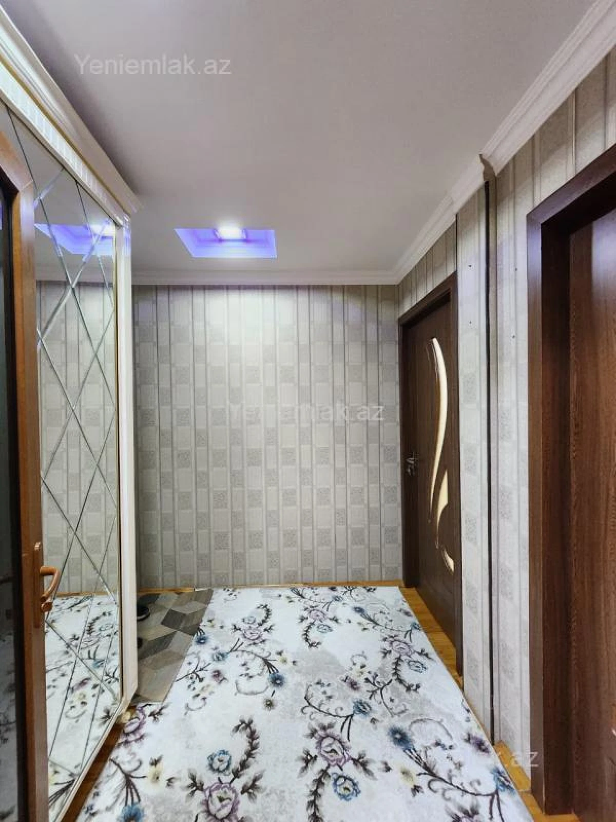 Satılır 2 otaqlı yeni tikili 55 m²