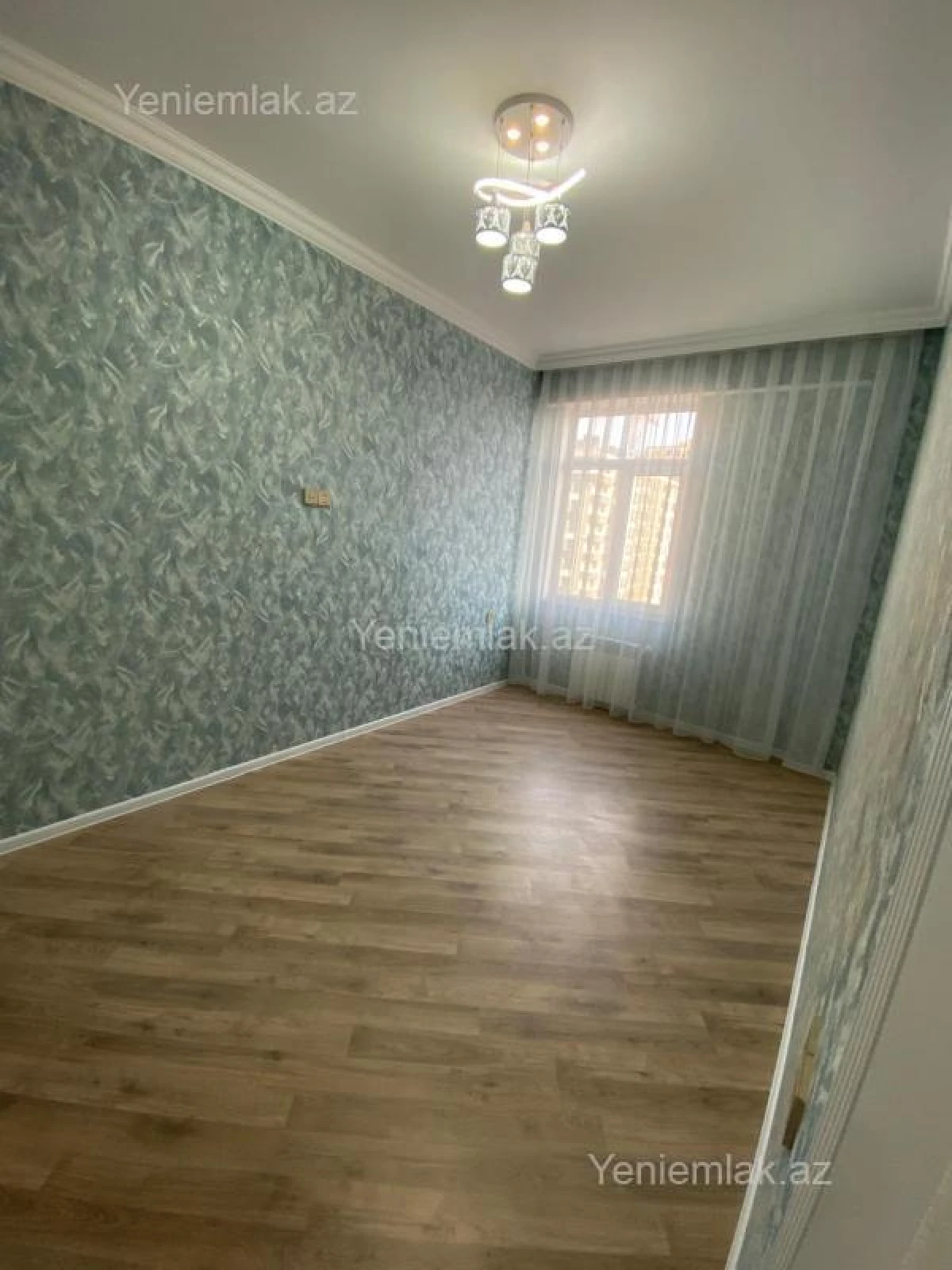 Satılır 3 otaqlı yeni tikili 95 m²