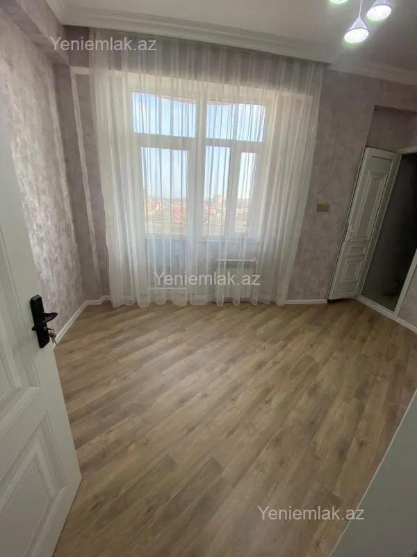 Satılır 3 otaqlı yeni tikili 95 m²