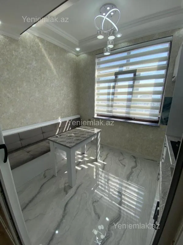 Satılır 2 otaqlı yeni tikili 61 m²