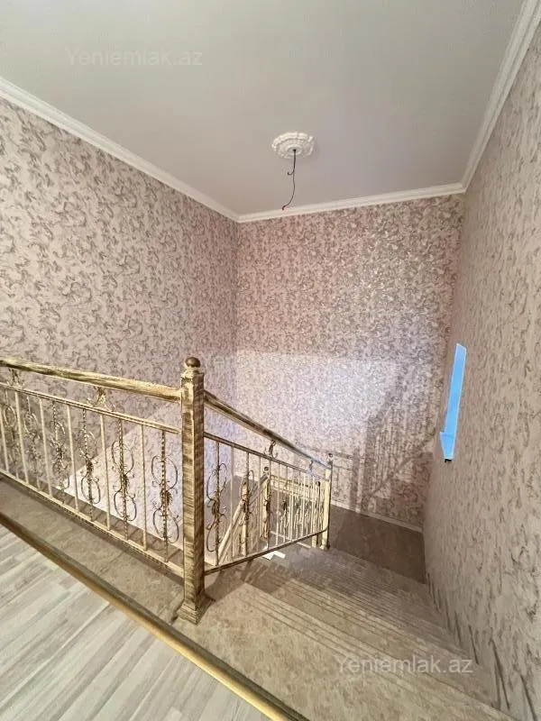 Satılır 4 otaqlı həyət evi 150 m²
