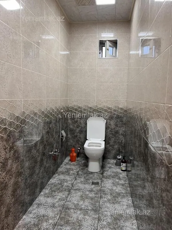 Satılır 4 otaqlı həyət evi 150 m²