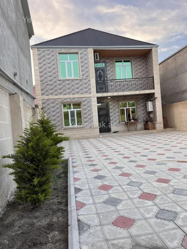 Satılır 4 otaqlı həyət evi 150 m²