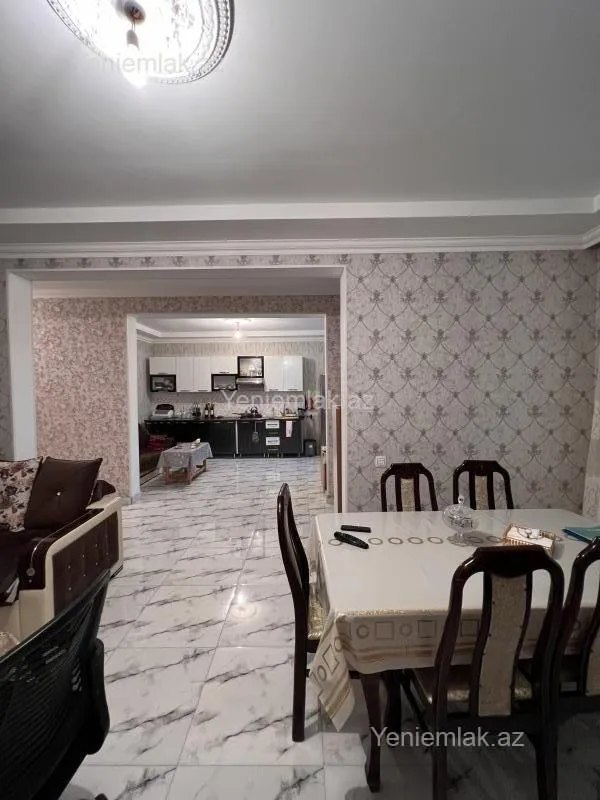 Satılır 4 otaqlı həyət evi 150 m²