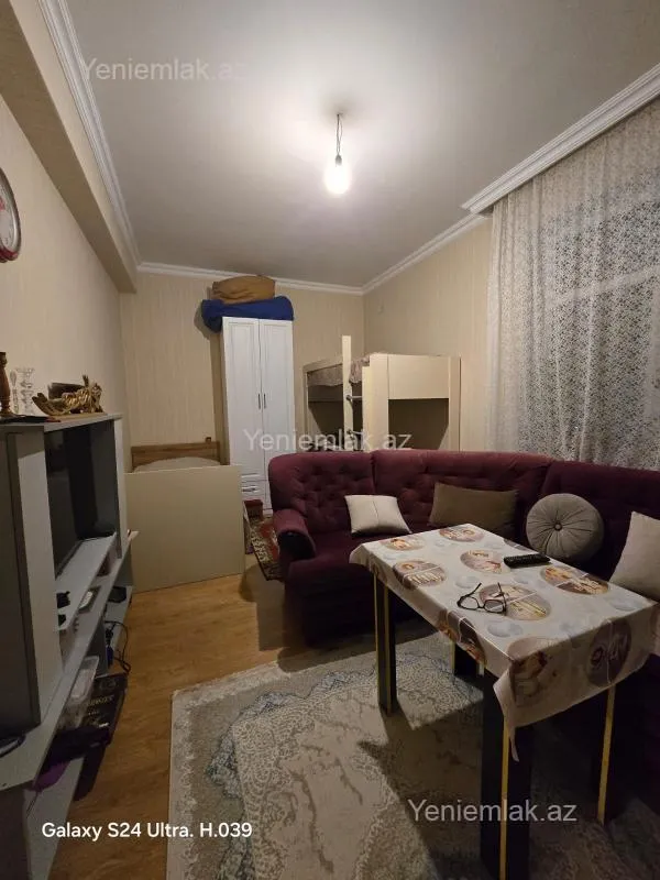 Satılır 2 otaqlı köhnə tikili 57 m²