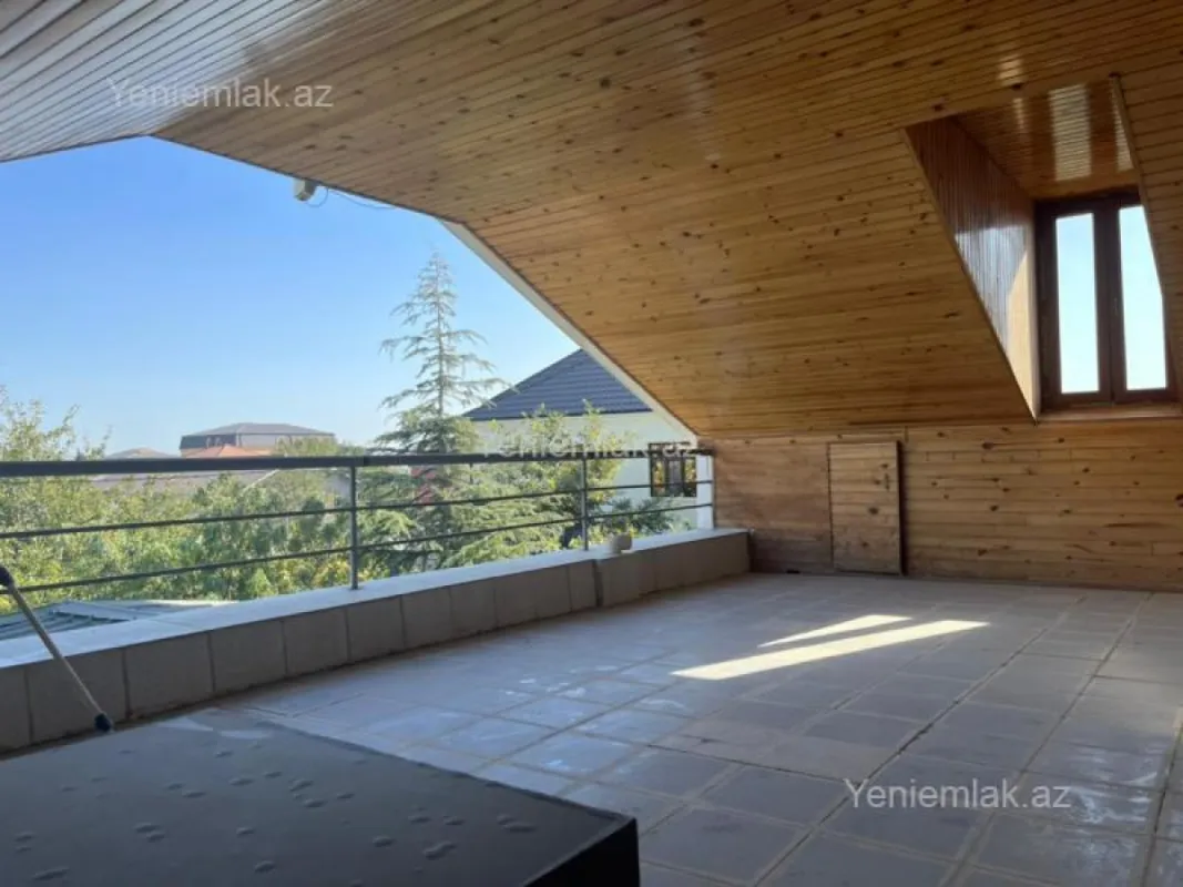 Satılır 6 otaqlı həyət evi 176 m²
