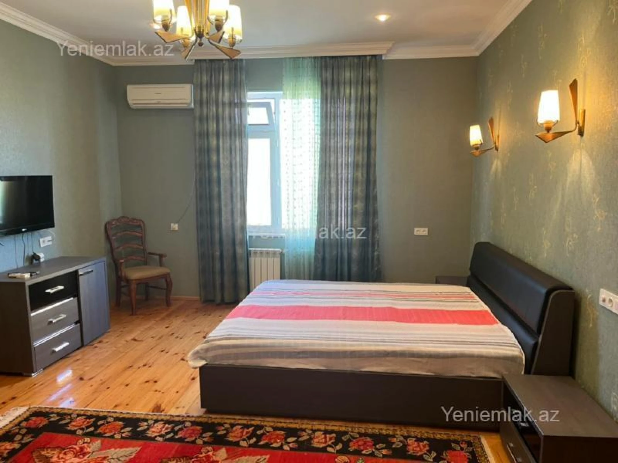 Satılır 6 otaqlı həyət evi 176 m²