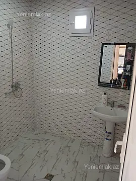 Satılır 3 otaqlı həyət evi 100 m²