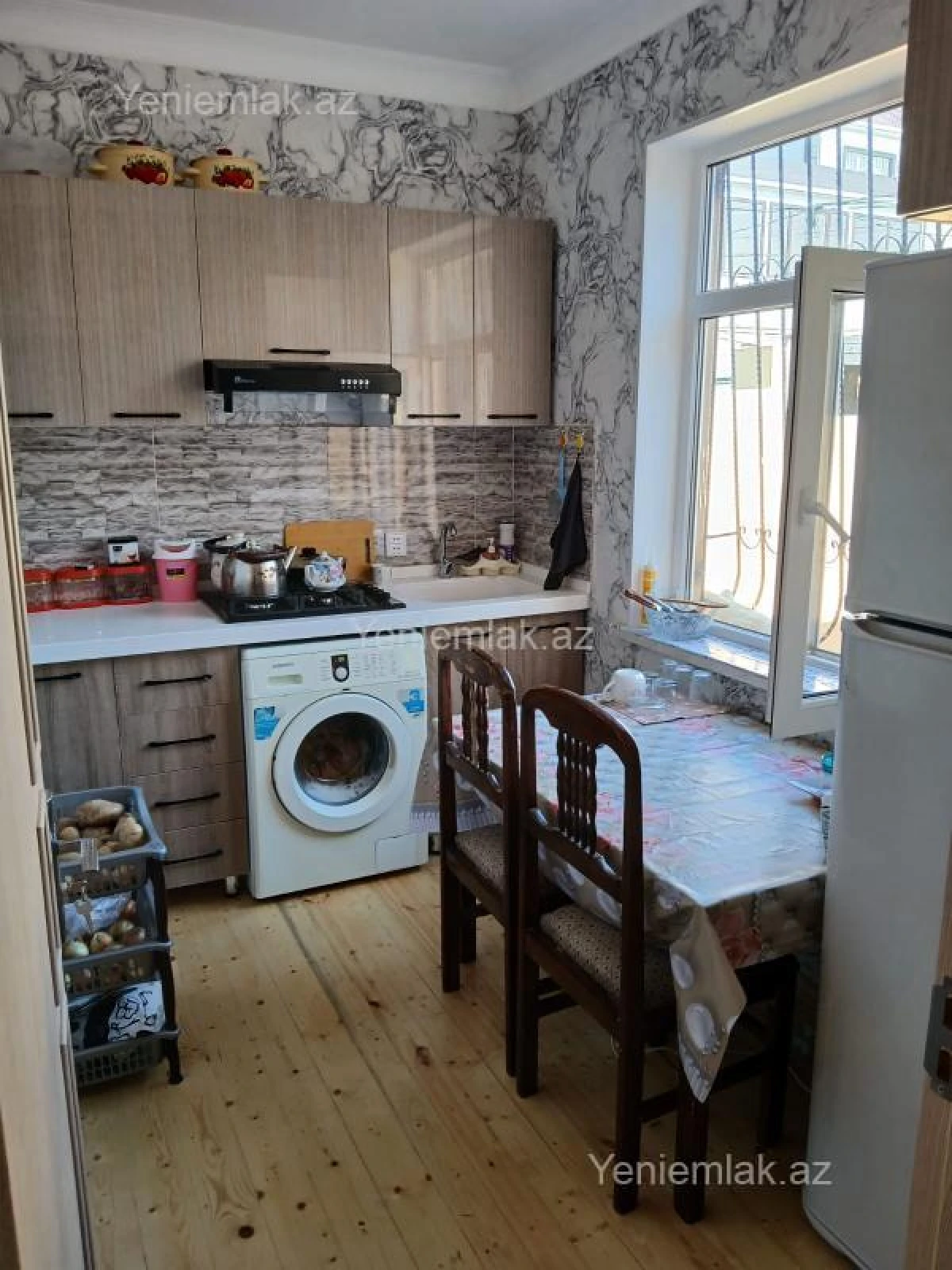 Satılır 3 otaqlı həyət evi 100 m²