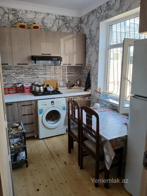 Satılır 3 otaqlı həyət evi 100 m²