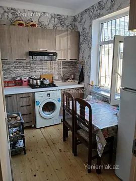 Satılır 3 otaqlı həyət evi 100 m²