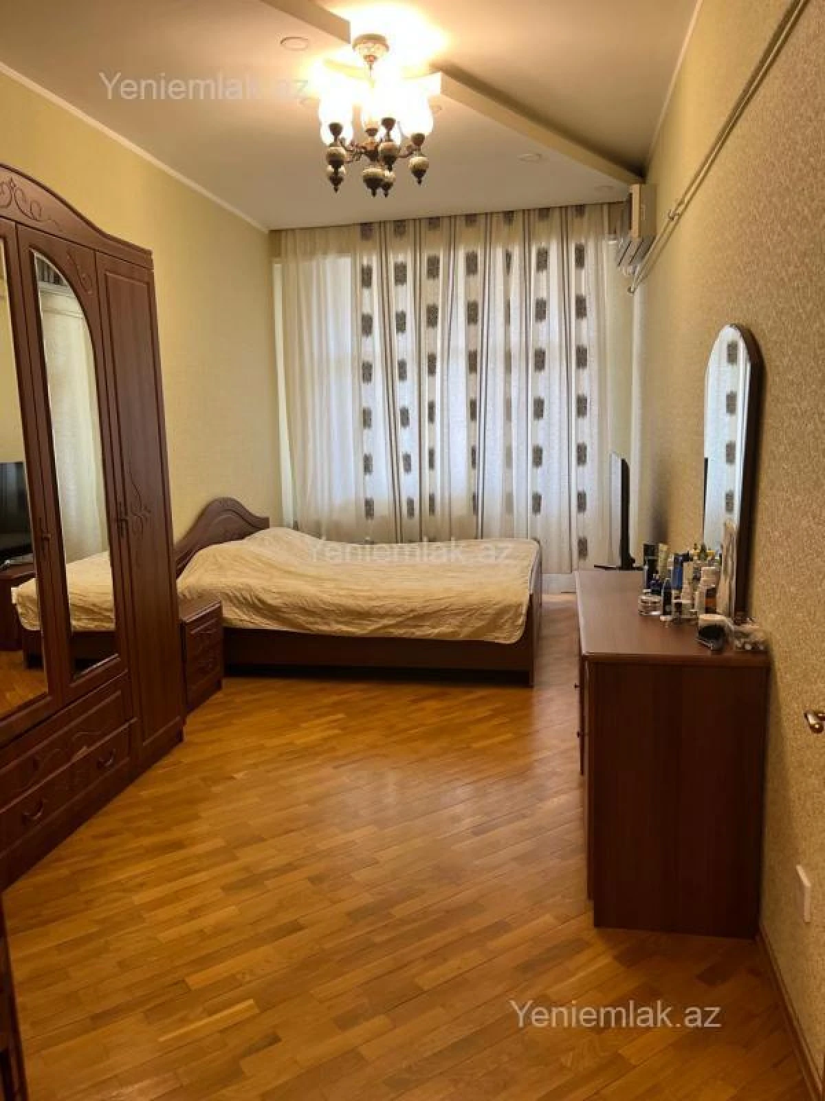 Satılır 2 otaqlı yeni tikili 80 m²