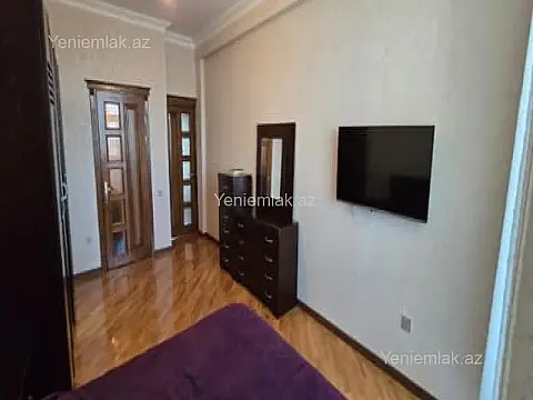 Satılır 4 otaqlı yeni tikili 143 m²