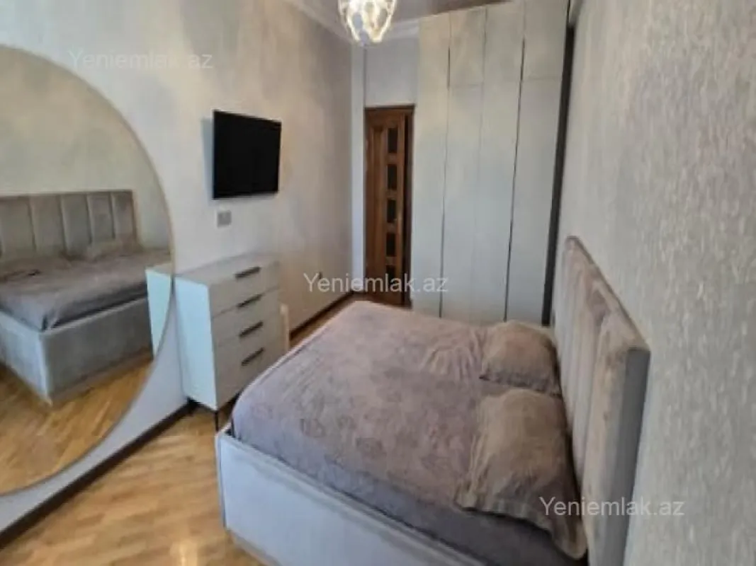 Satılır 4 otaqlı yeni tikili 143 m²