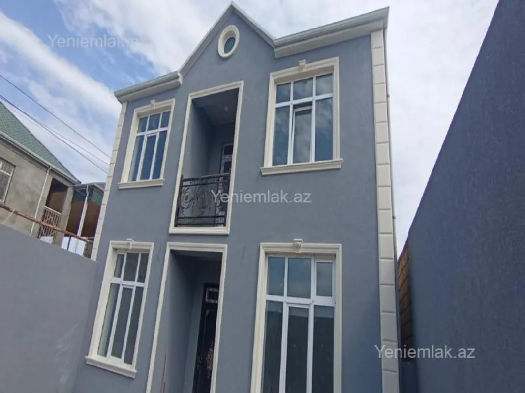 Satılır 4 otaqlı həyət evi 160 m²