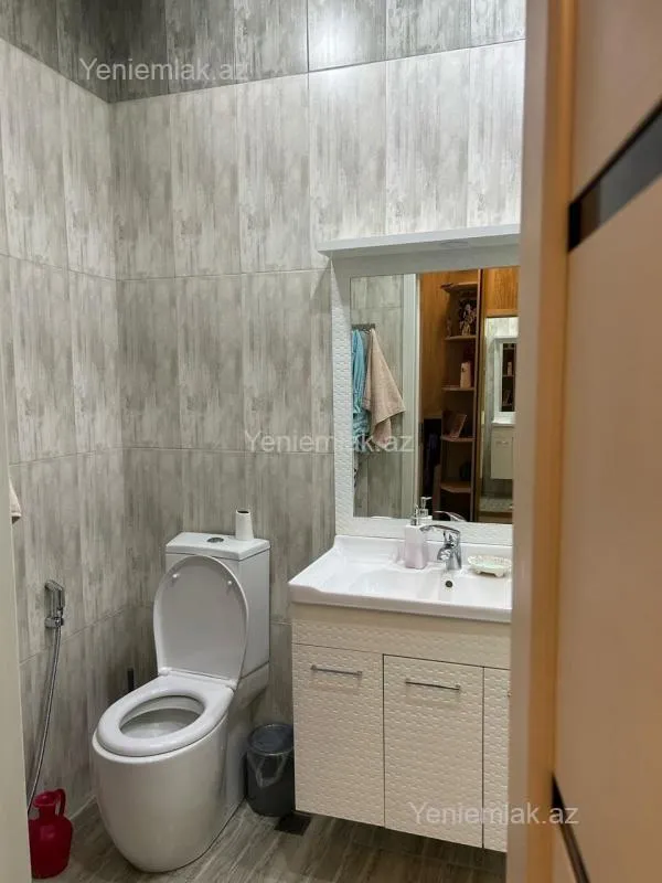 Satılır 2 otaqlı yeni tikili 65 m²